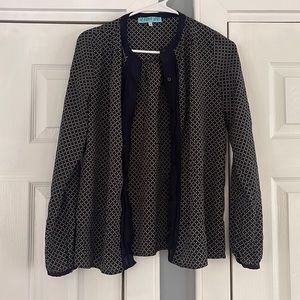 Francesca’s patterned button down size M